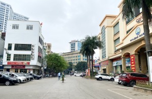 Chuyển biến tích cực tại chợ Hạ Long
