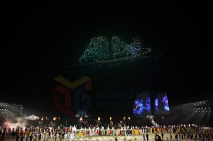 Carnaval Hạ Long - Bừng sáng cùng Kỳ quan