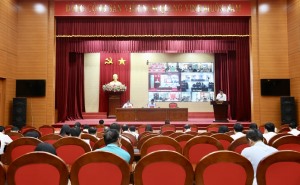 UBND thành phố họp phiên thường kỳ tháng 3/2024